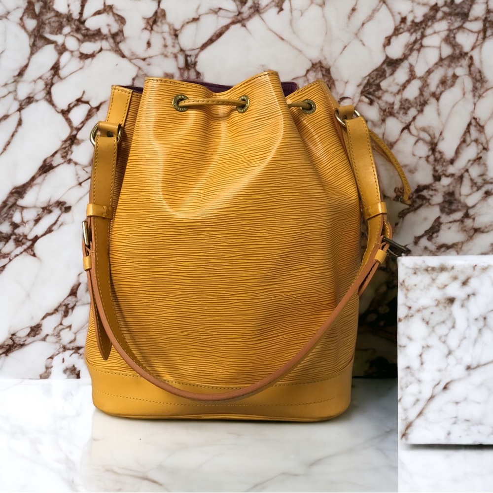Louis Vuitton Bucket Bag